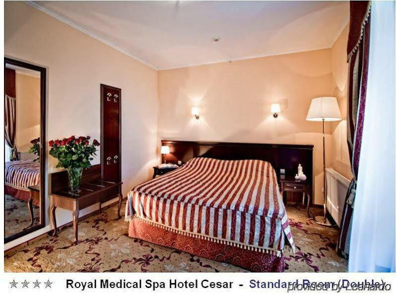 Royal Medical Cezar Hotel Truskavets Exterior photo
